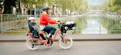 Porte-poussette à vélo : comment transporter une poussette à vélo ?